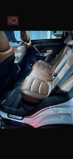 جيلي أزكارا